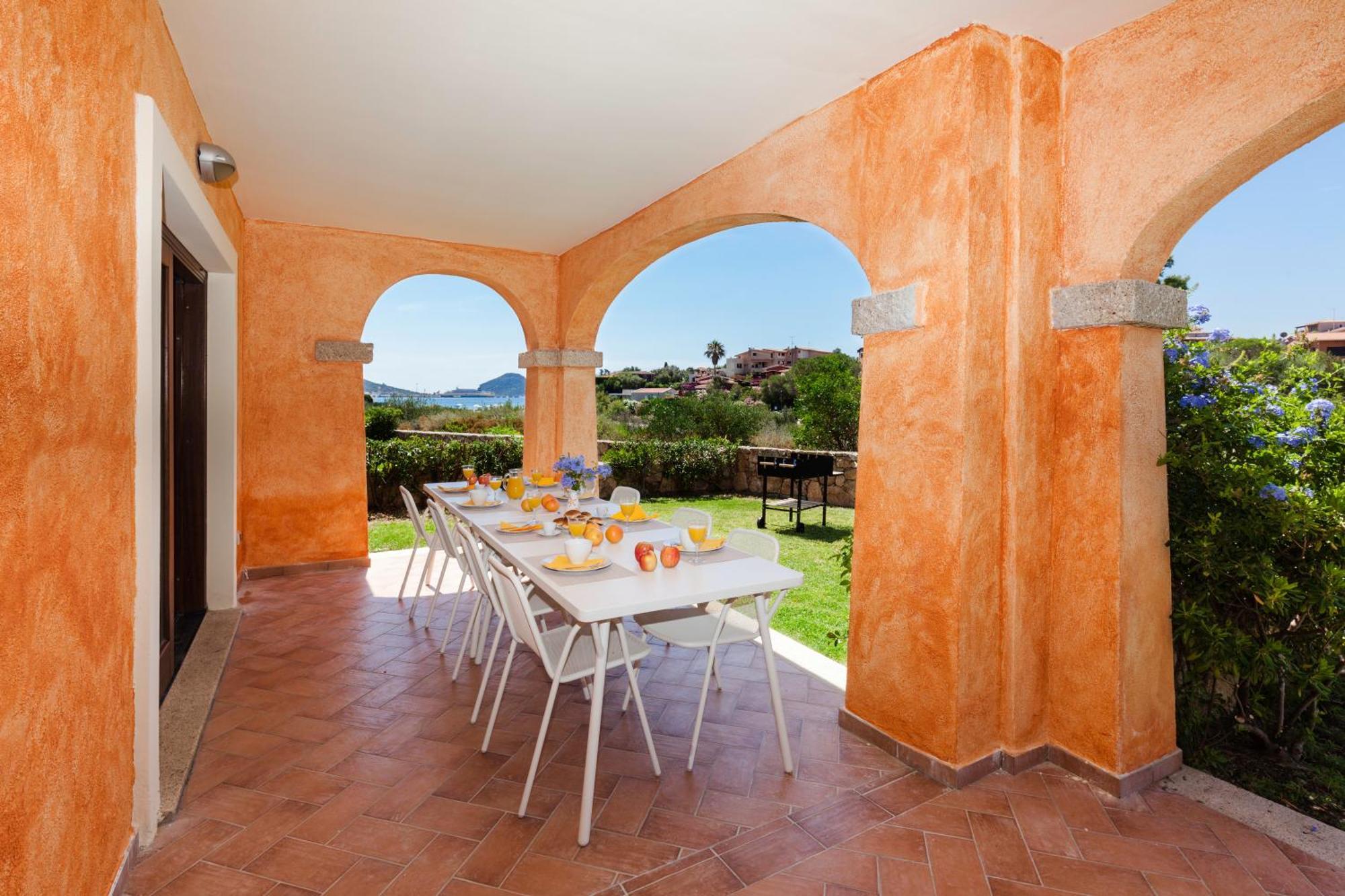 Villaggio Perlacea - Your House In Sardinia Golfo Aranci Exteriör bild